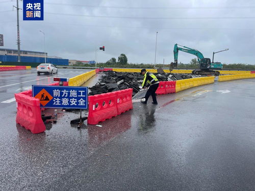 受臺(tái)風(fēng) 貝碧嘉 影響 江蘇六座長(zhǎng)江大橋道路封閉